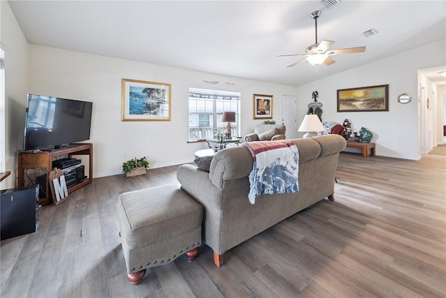 78 SE 901st Ave, Suwannee, FL 32692 - living area with ceiling fan, light wood finished floors, and lofted ceiling