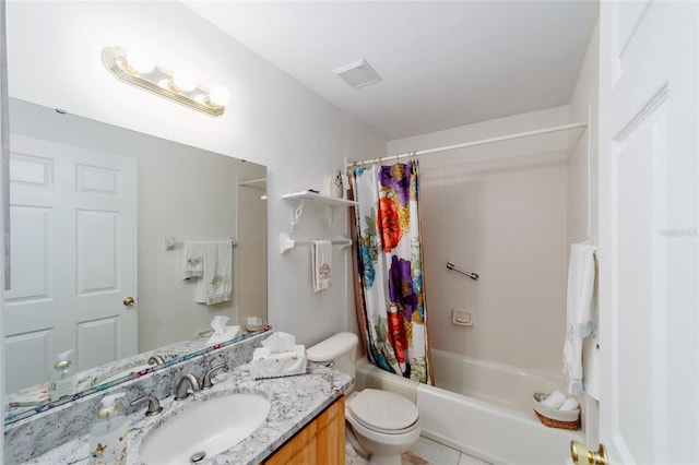 1602 NW 117th Ter, Gainesville, FL 32606 - full bath featuring vanity and shower / bath combo