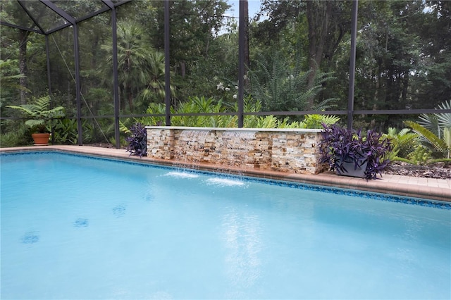 5025 NW 51st Pl, Gainesville, FL 32606 - swimming pool featuring glass enclosure
