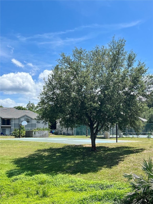3705 SW 27th St Unit 1112, Gainesville, FL 32608 - view of green lawn