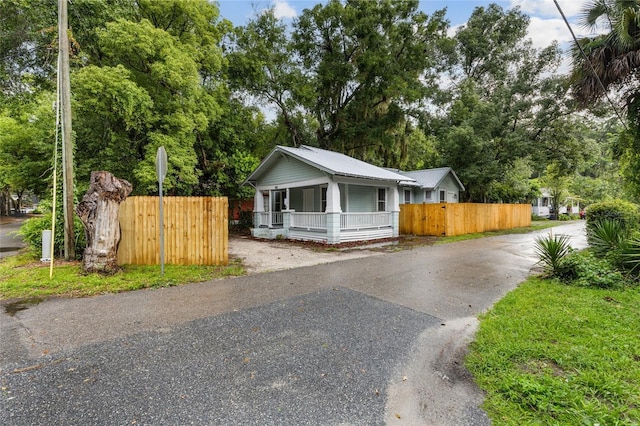 902 NW 4th Pl, Gainesville, FL 32601 - photo 4