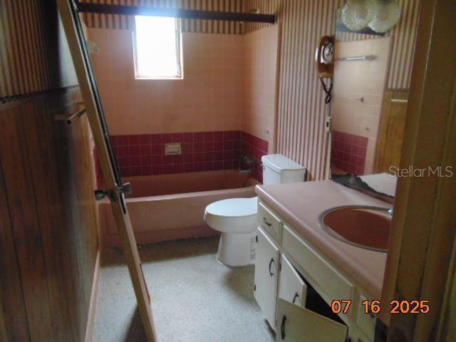 647 NE 23rd St, Gainesville, FL 32641 - photo 13