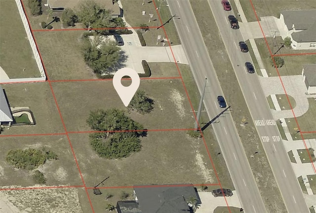 16 Chiquita Blvd S, Cape Coral, FL 33991 - photo 2