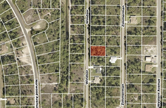 451 Windsor Ave S, Lehigh Acres, FL 33974 - photo 4