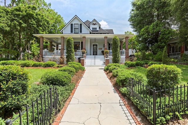 view of front of home featuring a porch