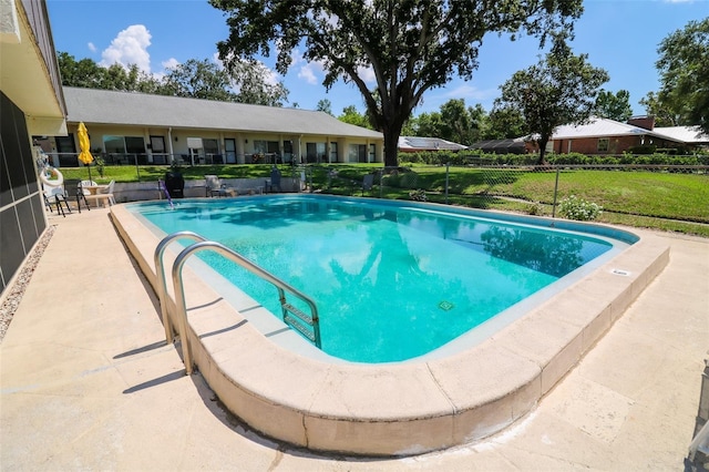 711 Springer Dr Unit 2, Lake Wales, FL 33853 - view of community pool