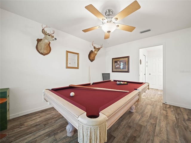 recreation room with dark hardwood / wood-style flooring, ceiling fan, and pool table