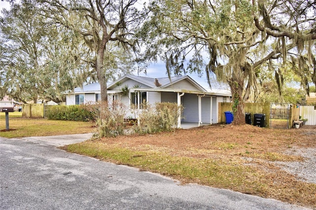 view of front of home