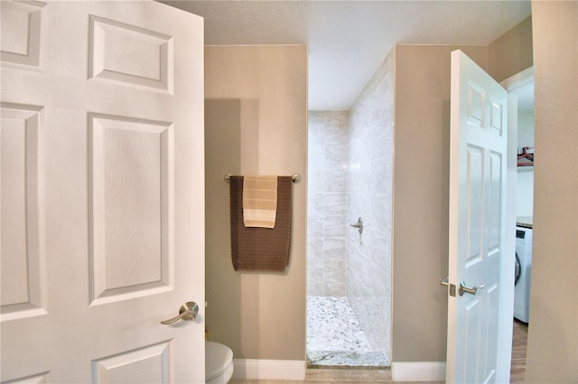 112 Reedy Creek Dr, Frostproof, FL 33843 - bathroom with a walk in shower and washer / dryer