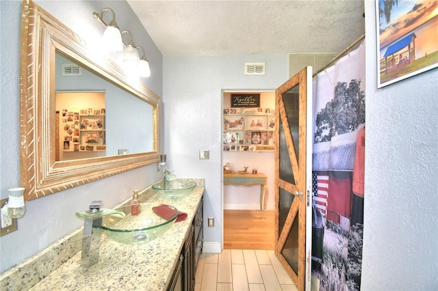 301 S Clinch Lake Blvd, Frostproof, FL 33843 - photo 38