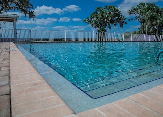 view of swimming pool