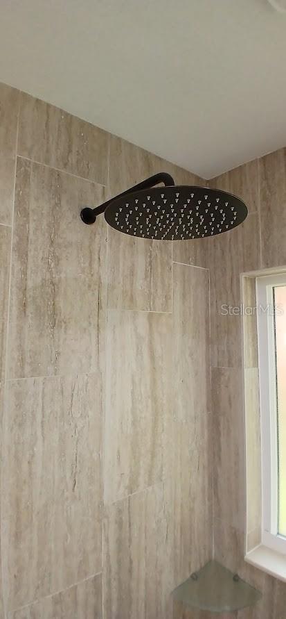 interior details with tiled shower