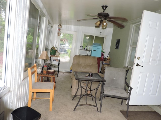 9365 Lemon Dr, Lake Wales, FL 33898 - sunroom with concrete flooring