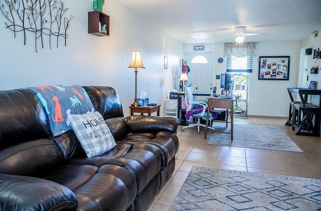 3041 Club Cir, Lake Wales, FL 33898 - living area with tile patterned floors and a ceiling fan