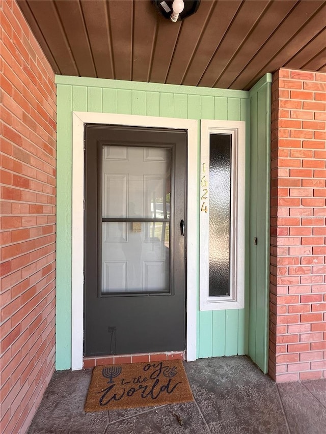 1624 Lagrange Ave, Sebring, FL 33870 - entrance to property with brick siding and board and batten siding