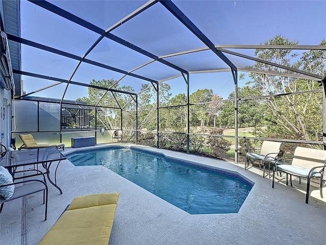 2696 Hemingway Ave, Haines City, FL 33844 - outdoor pool featuring a patio area and a lanai