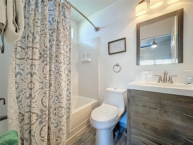 2696 Hemingway Ave, Haines City, FL 33844 - full bath featuring vanity, shower / tub combo with curtain, and a ceiling fan