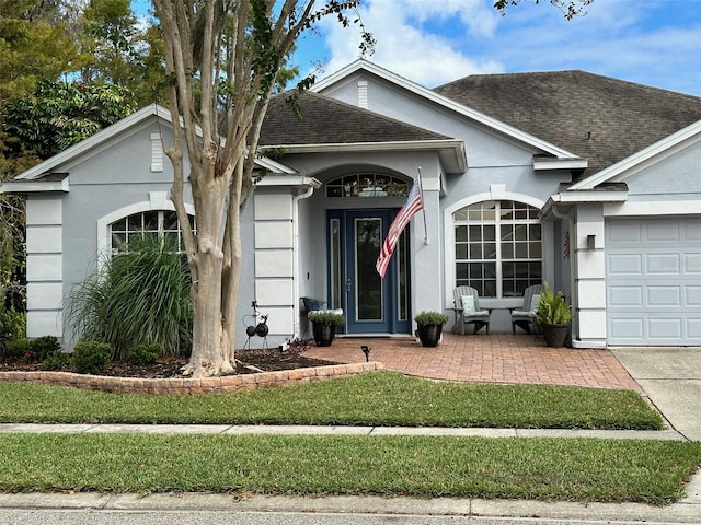 view of front of house featuring a garage