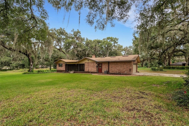 view of front of house with a front yard