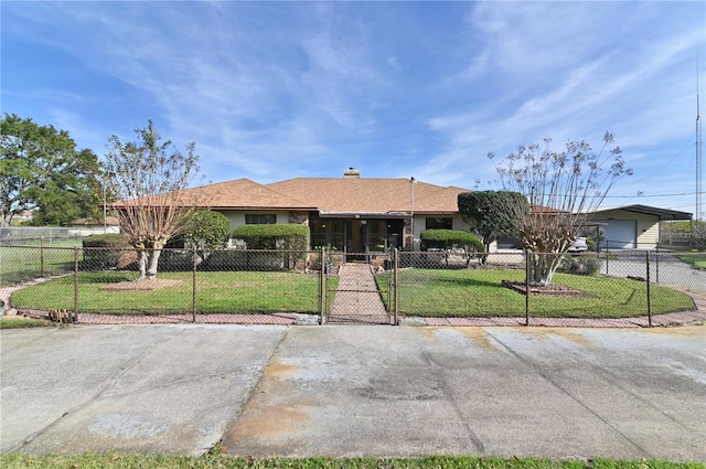 ranch-style home with a front yard