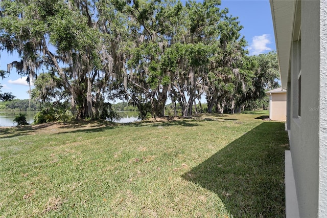 4537 Fairway Oaks Dr, Mulberry, FL 33860 - view of yard with a water view