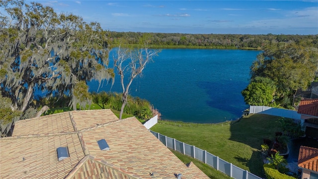 bird's eye view featuring a water view