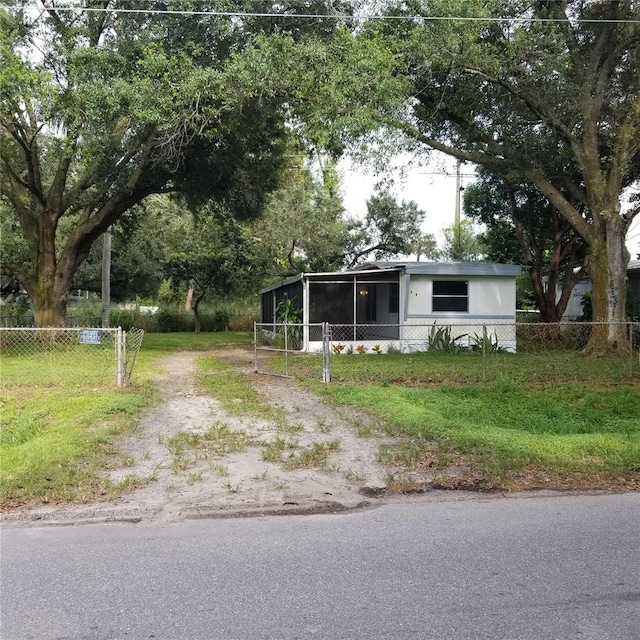 view of manufactured / mobile home