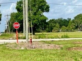 Listing photo 3 for 428 Hanchey Rd, Wauchula FL 33873