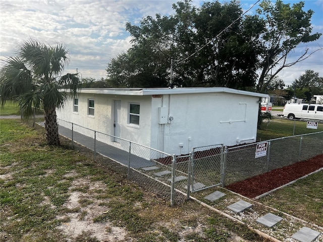 view of side of home