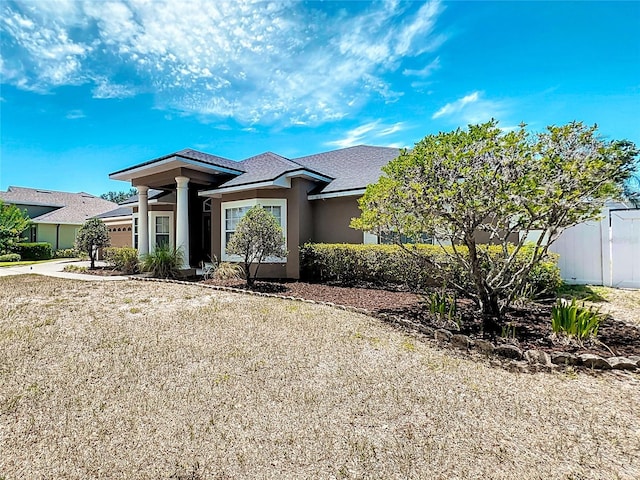 view of front facade featuring a garage