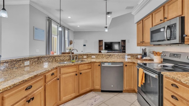 kitchen featuring crown molding, appliances with stainless steel finishes, sink, and pendant lighting