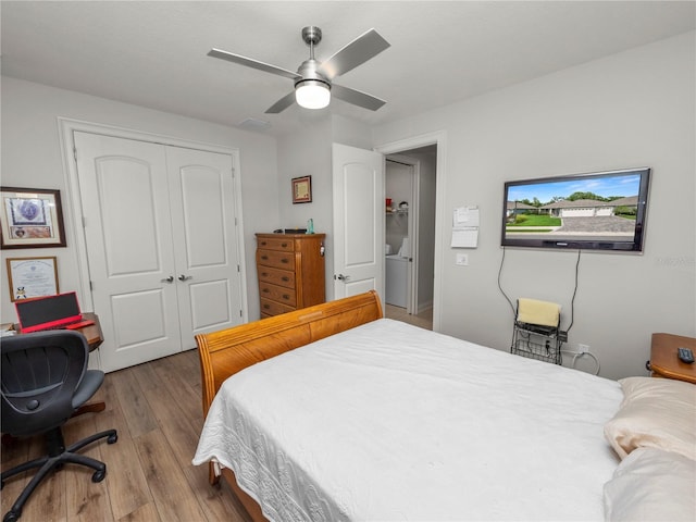 bedroom with ceiling fan, a closet, and light hardwood / wood-style flooring