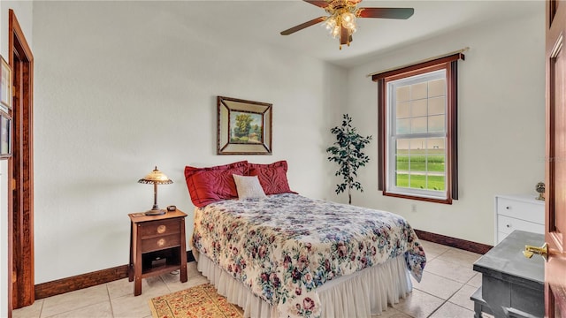 7884 N Lake Buffum Shores Rd, Fort Meade, FL 33841 - tiled bedroom with ceiling fan