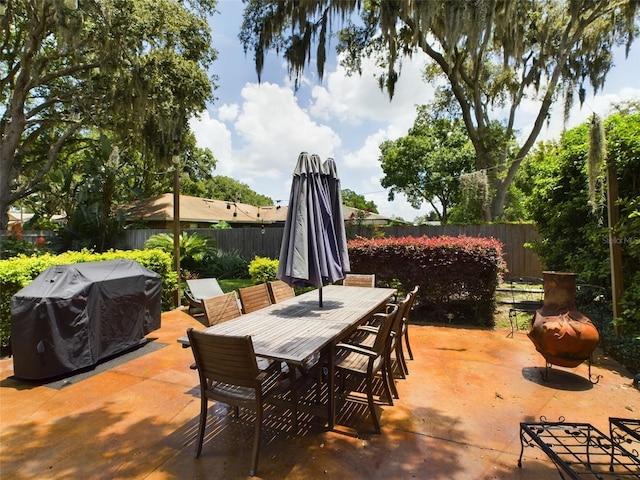 view of patio featuring area for grilling