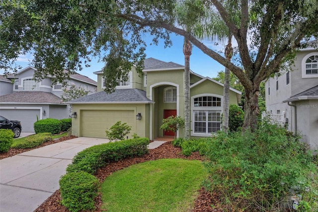 view of front facade with a garage