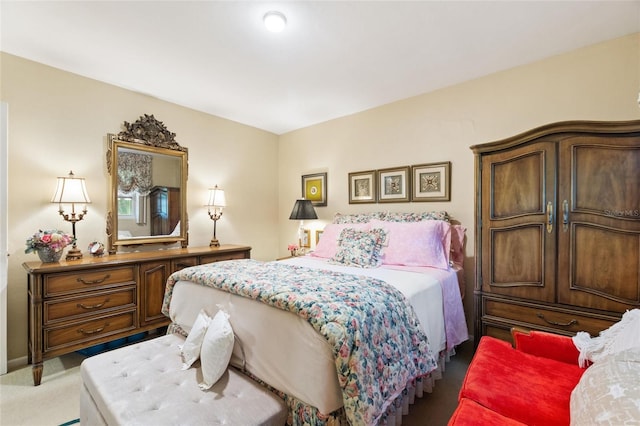 bedroom featuring carpet floors