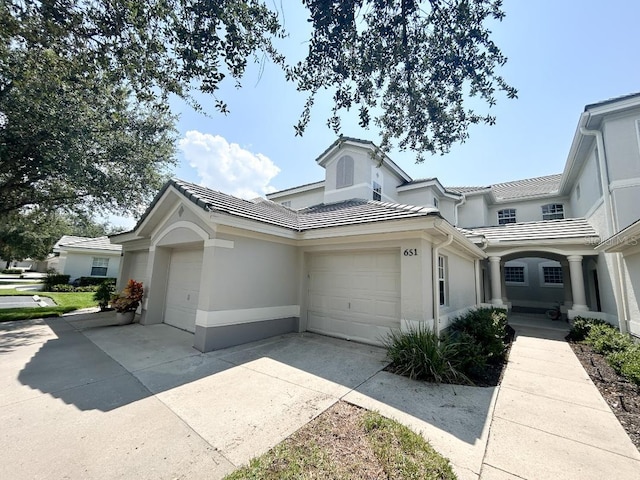 view of front of house featuring a garage