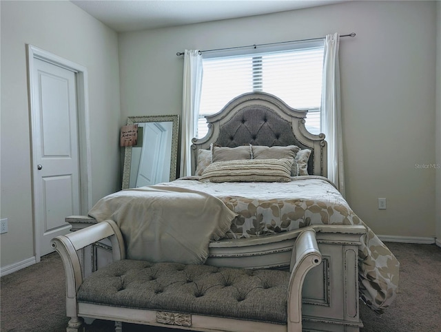 bedroom featuring carpet floors