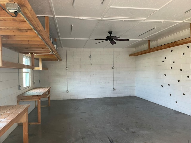 garage with ceiling fan