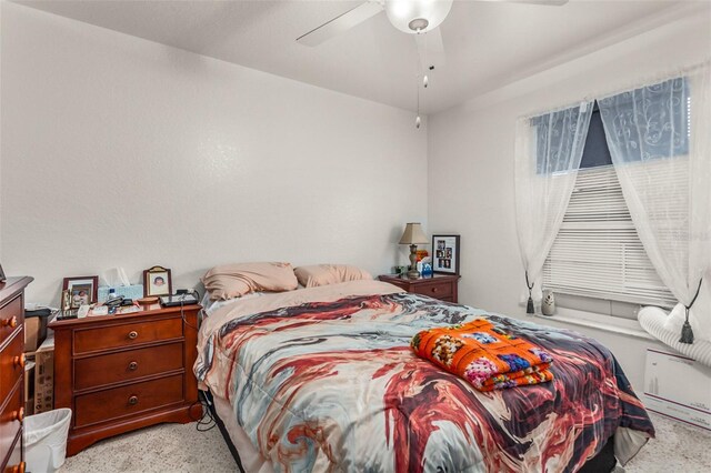 bedroom featuring ceiling fan