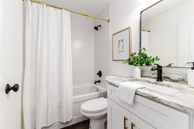 4618 Crestview Ln, Lakeland, FL 33813 - bathroom featuring vanity and shower / bath combo