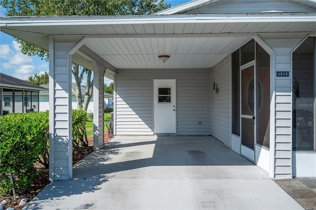 view of property entrance