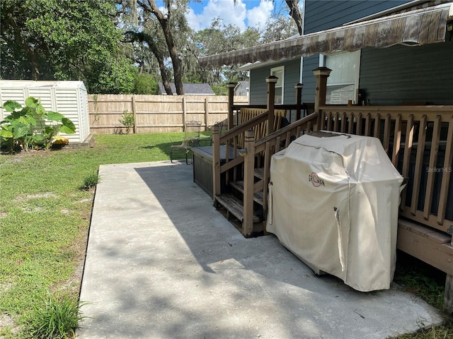 view of patio / terrace featuring grilling area