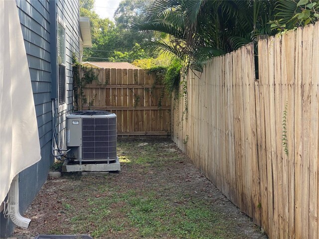 6704 N 13th St, Tampa, FL 33604 - photo 31