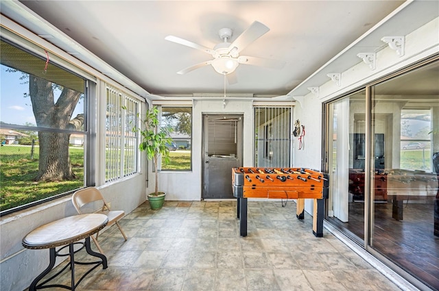 941 Devonshire Way, Lake Wales, FL 33853 - sunroom / solarium featuring a ceiling fan