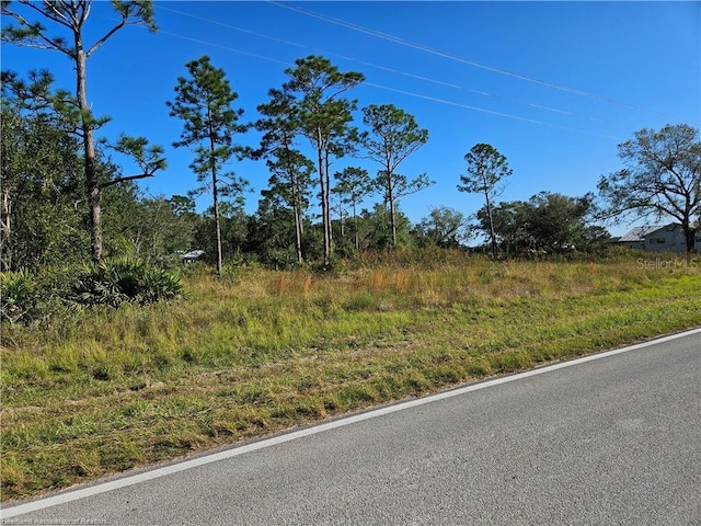 Listing photo 2 for 847 County Road 731 Unit 4-5, Venus FL 33960