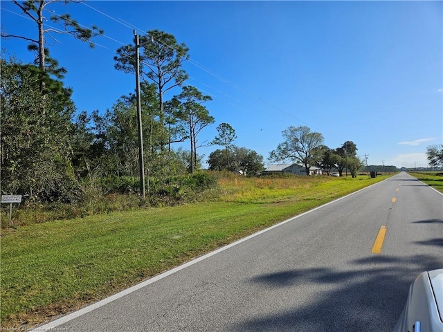 Listing photo 3 for 847 County Road 731 Unit 4-5, Venus FL 33960