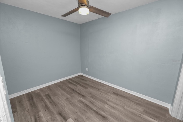 unfurnished room with light hardwood / wood-style floors and ceiling fan