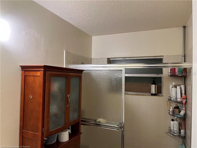 kitchen featuring a textured ceiling