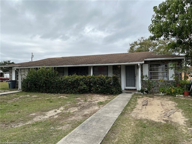 view of front of property